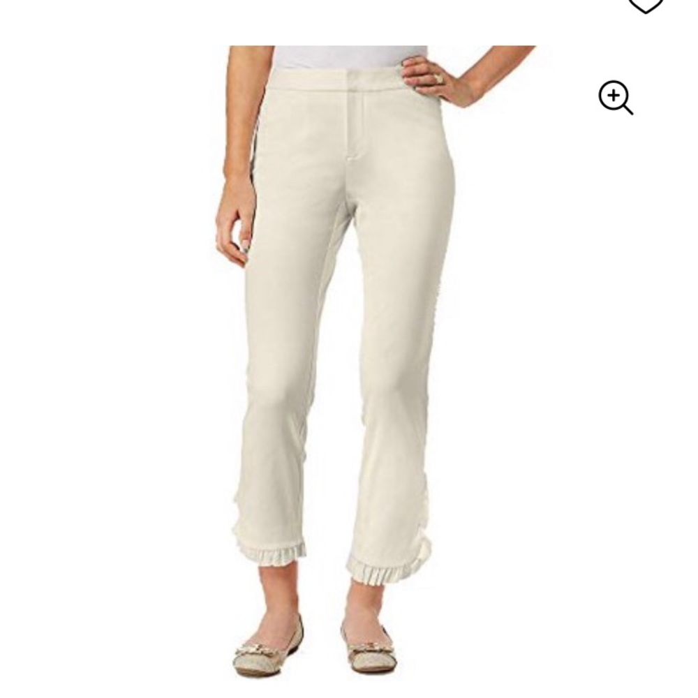 Charter Club size 16 White Ruffle Capri